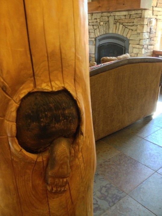 Back side of the pillar