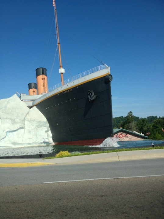 Titanic Theater in Pigeon Forge